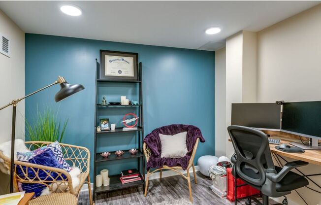 2 beds, 2 baths, 1,533 sqft, $2,800, Unit 213