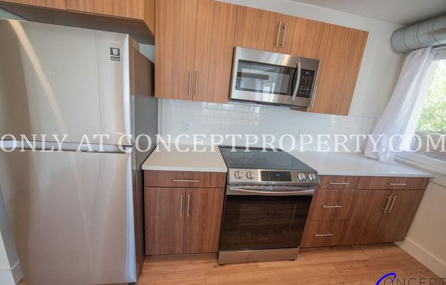 2 beds, 1 bath, 1,066 sqft, $1,795, Unit 08