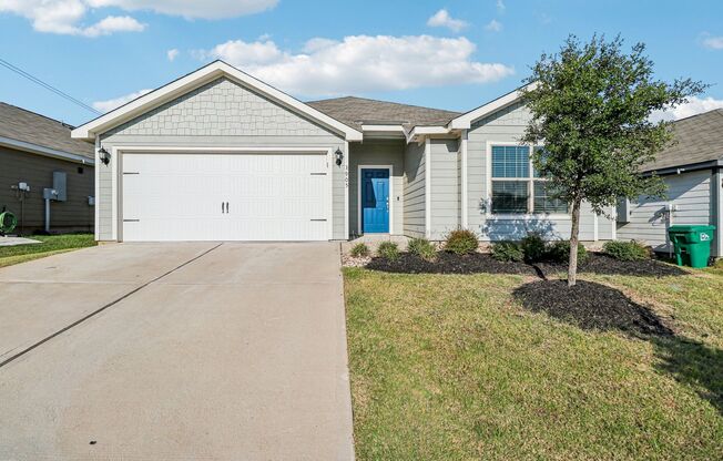 3 beds, 2 baths, 1,591 sqft, $1,945, Unit 308 Trinity Trl