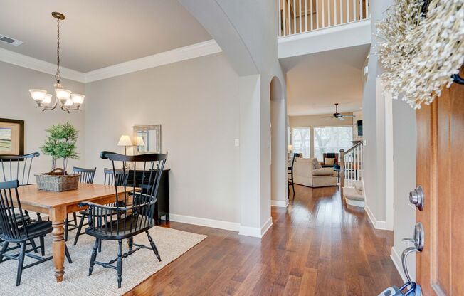 Beautiful 4 Bedroom, 3.5 Bathroom Home with Garage & Private Backyard