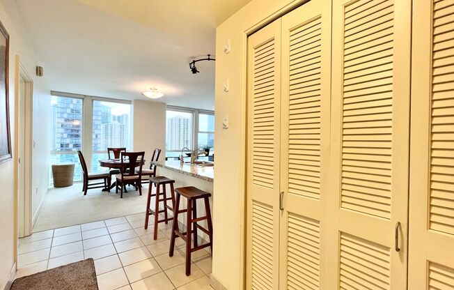 2 beds, 2 baths, $3,600