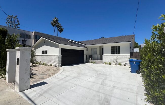 Beautiful 3bed 2 bath remodeled home in Valley Village