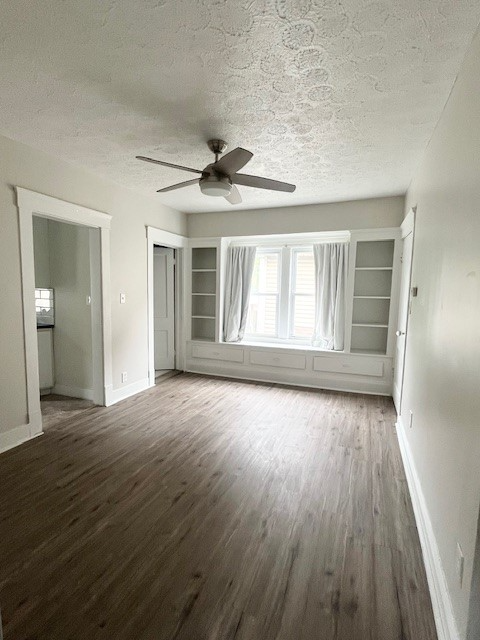 3005 W 11 ST