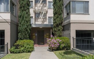 229 MacArthur Boulevard