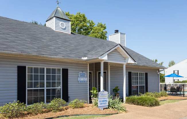 Cottonwood Apartments Greenville, MS Leasing Office