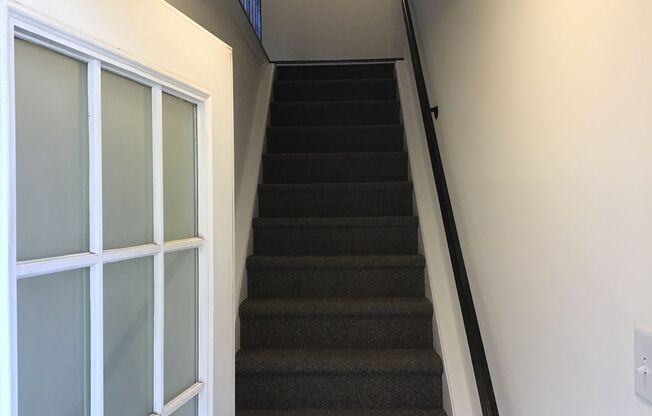 1 bed, 1 bath, 682 sqft, $1,230, Unit GL37006