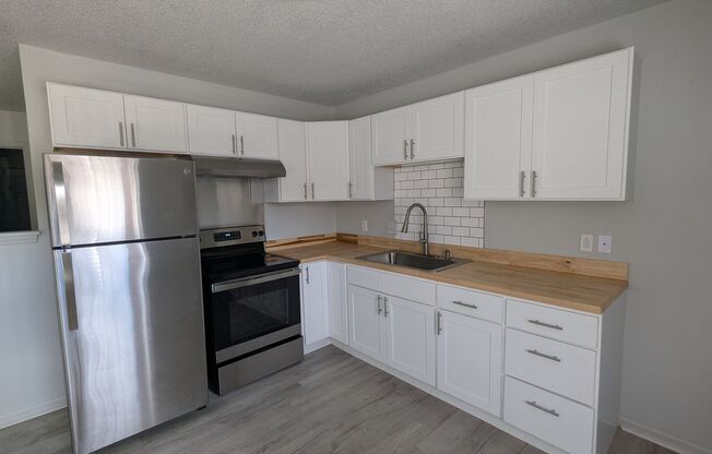 2 beds, 1 bath, 855 sqft, $1,099, Unit 3364-06