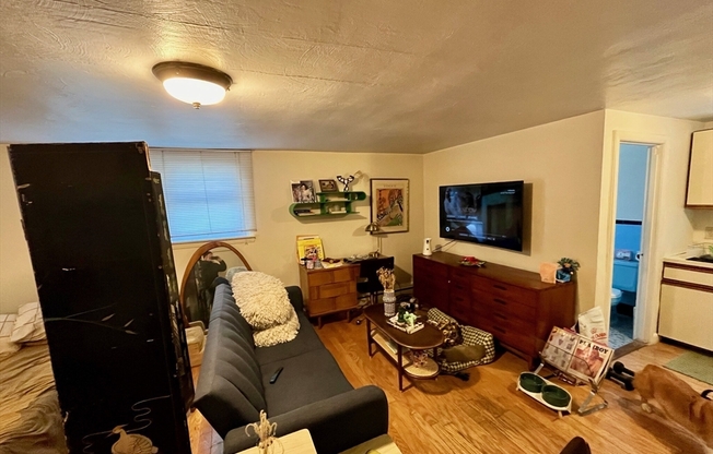 105 CHESTNUT ST