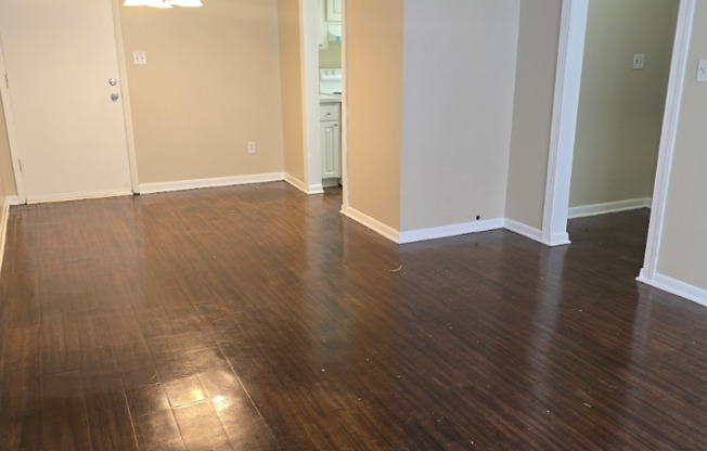 2-bedroom, 1-bathroom apartment in Town N Country *Amazing Move-In Special*