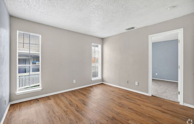 1 bed, 1 bath, 470 sqft, $749, Unit 721