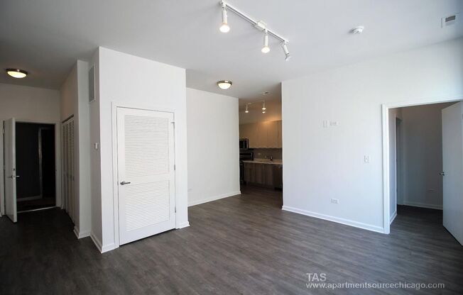 2 beds, 2 baths, $3,095, Unit 108