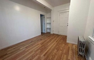 3 beds, 1 bath, 1,025 sqft, $3,400, Unit 1