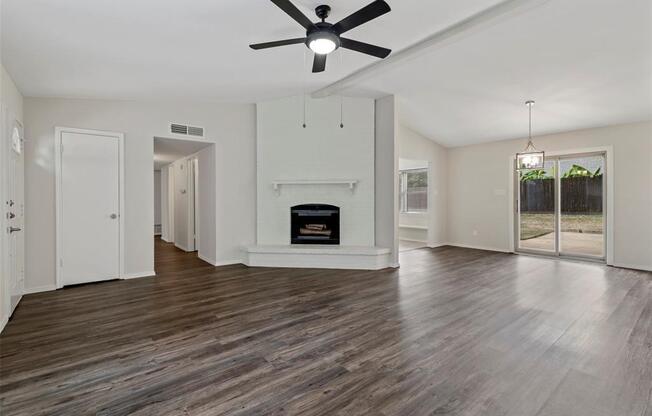 2601 Knoll Trail