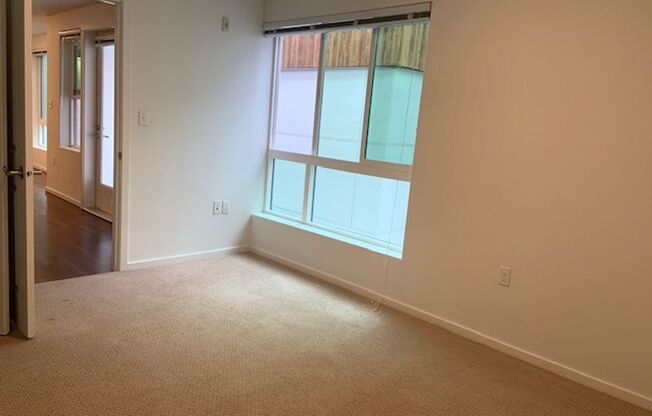 1 bed, 1 bath, 520 sqft, $1,795, Unit 5501-A