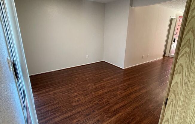 2 beds, 2 baths, $2,575, Unit A