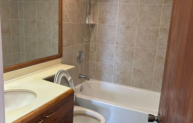 2 beds, 2 baths, $2,950