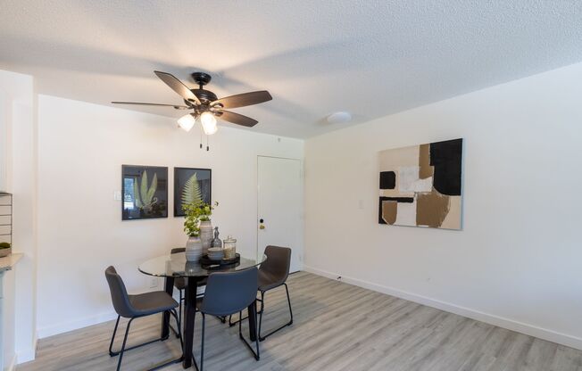 1 bed, 1 bath, 600 sqft, $697, Unit 6221-96