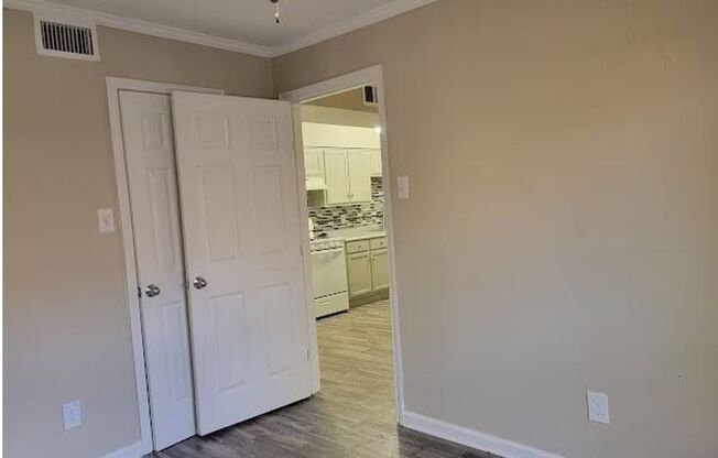 808 at South Center: Quiet community close to great amenities!