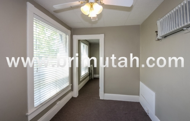 273-275 S. 400 E. - 11