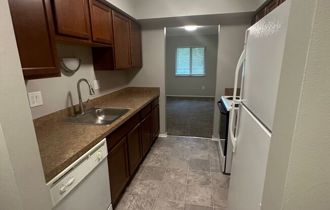 1 bed, 1 bath, 842 sqft, $1,099, Unit A202