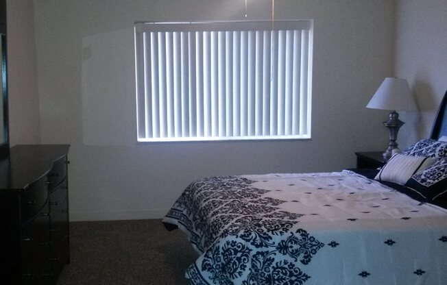 Model Bedroom Set