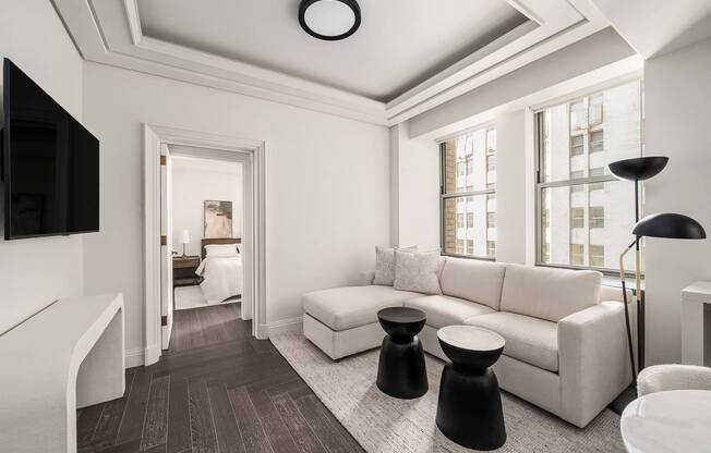 301 AVE 2221