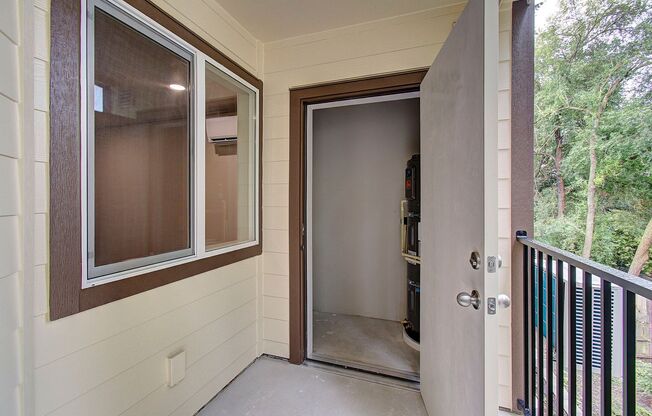 1 bed, 1 bath, $1,395, Unit 107