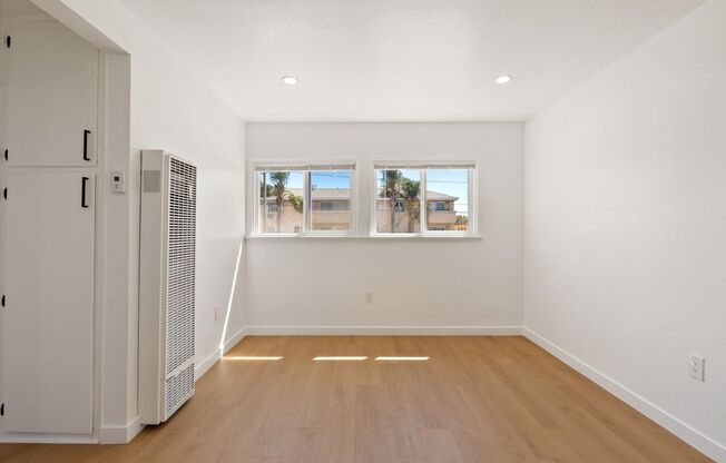 1329 W. Carson St.