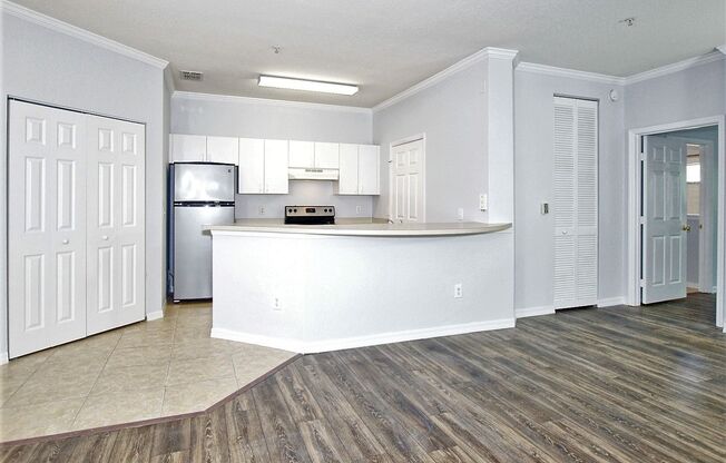 2 bedroom/2 bath, 1st floor unit with a 1-car garage!