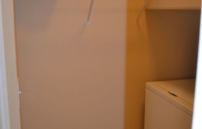 2 beds, 2.5 baths, $2,200, Unit # 2133