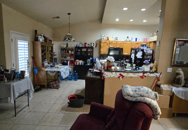 5516 VIA DE VIENTO AVE