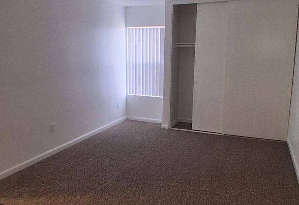 2 beds, 2 baths, 836 sqft, $2,400, Unit 203