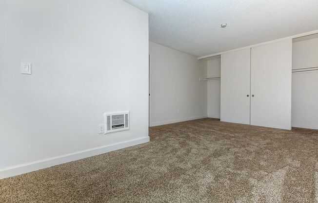 2 beds, 1 bath, 875 sqft, $2,416, Unit Unit 28