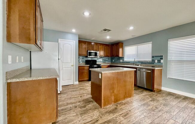 Home For Rent! Silverado Ranch 3beds/2Baths