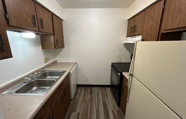 992 Third Street