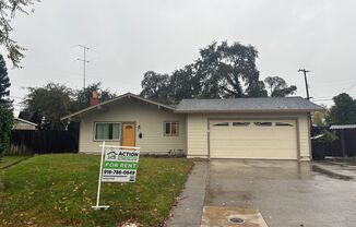 East Roseville, Sierra Gardens 3 Bedroom, 2 Bathroom, 2 Car Garage, Oversized Driveway, Culde-sac, Large Yard Owner Pays Water and Sewer