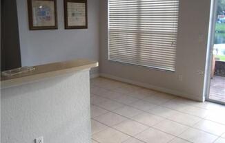 4 beds, 2 baths, 1,424 sqft, $2,000