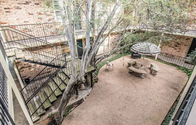 1 bed, 1 bath, $1,025, Unit # 10