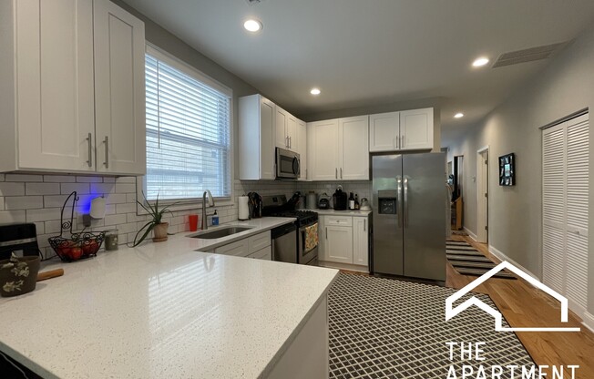 3130 N KIMBALL