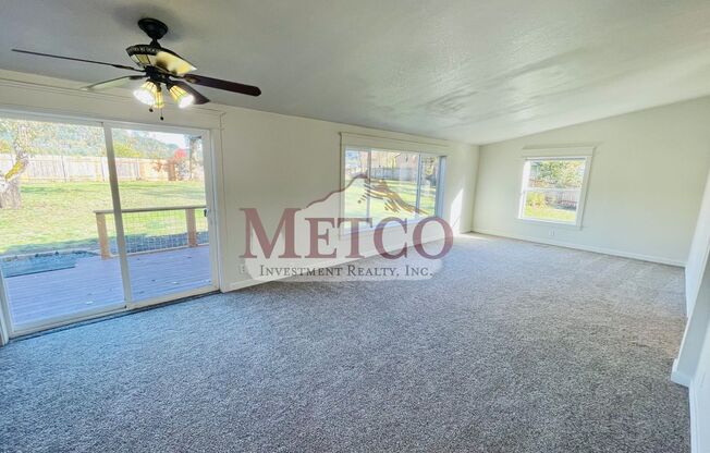 AVAILABLE NOW 3 Bedroom Manufactured Home in Jasper