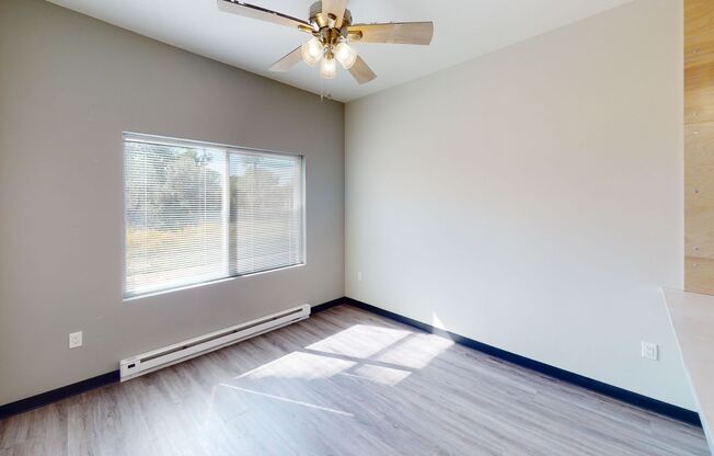 Studio, 1 bath, 327 sqft, $965, Unit 3200-111