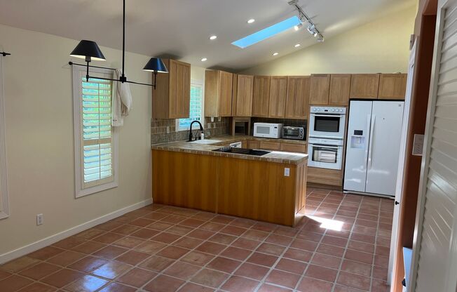 PRICE IMPROVEMENT! $5588 - Amazing North Bay Oasis in coveted area of East Santa Rosa w/outdoor pool and hot tub