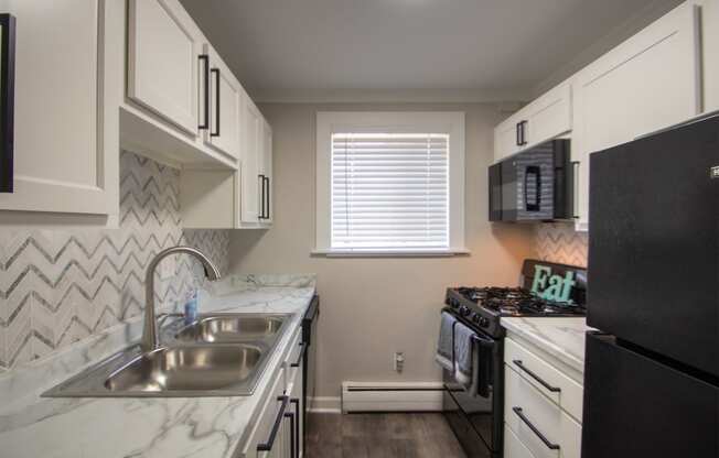 This is a photo of the kitchen in the Leasing Office of Colonial Ridge Apartmetns in the Pleasant Ridge neighborhood of Cincinnati, Ohio.