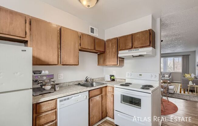 1975 S DECATUR ST