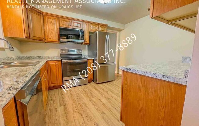 4820 N WEDGE