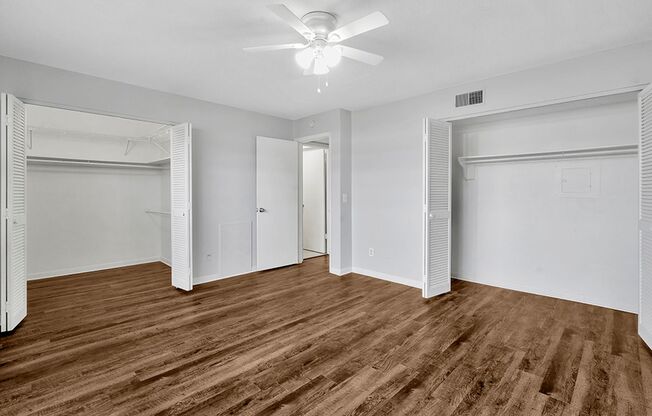 1 bed, 1 bath, 800 sqft, $1,275, Unit 50-15