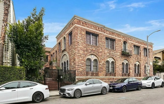 21 Westminster Avenue - 108