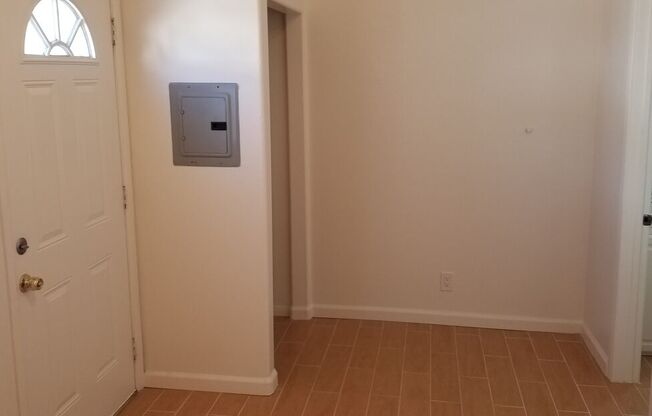 Studio, , 300 sqft, $1,350, Unit 1818 3/4