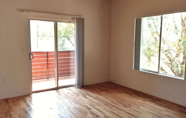 1306 W. TEMPLE ST.