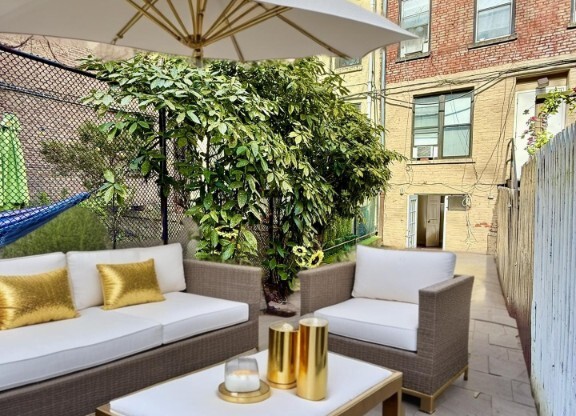 118 E 7th Street